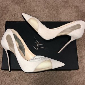 Giuseppe Zanotti Nude/Ivory Pumps